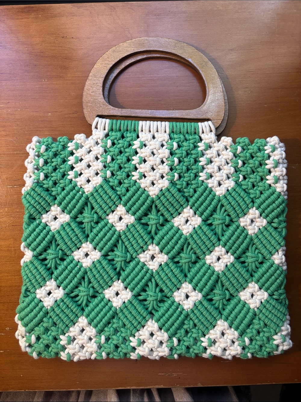 Green & White Woven Tote Like New